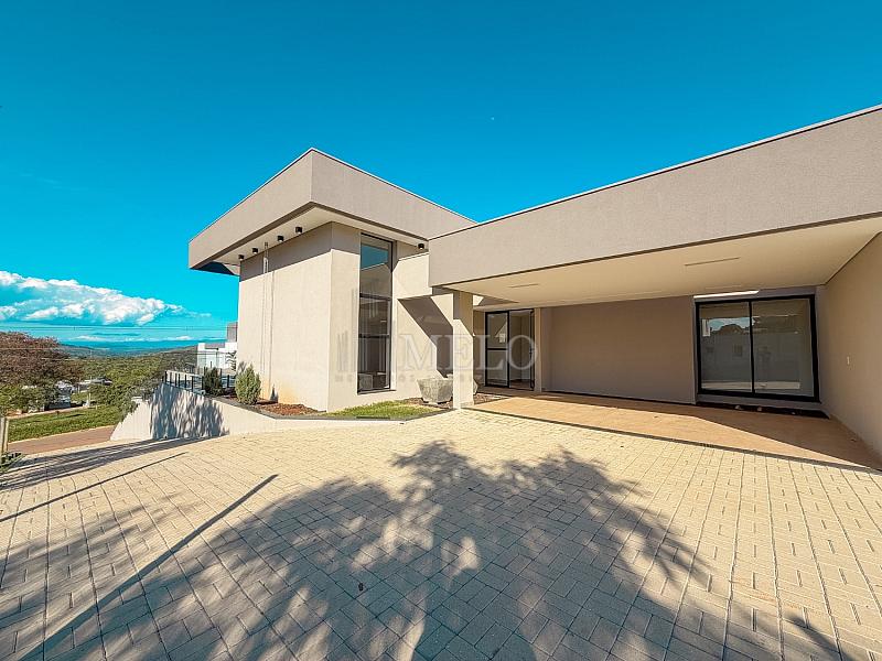 Casa de Alto Padr�o � Venda no Condom�nio Gran Royalle - Lagoa Santa/MG. 32