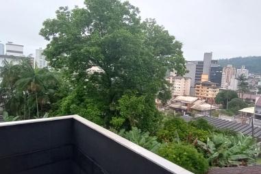 EXCELENTE SOBRADO - VILA NOVA