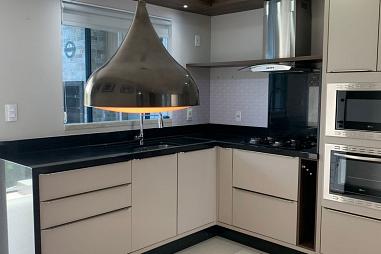 Linda casa -Bairro Velha