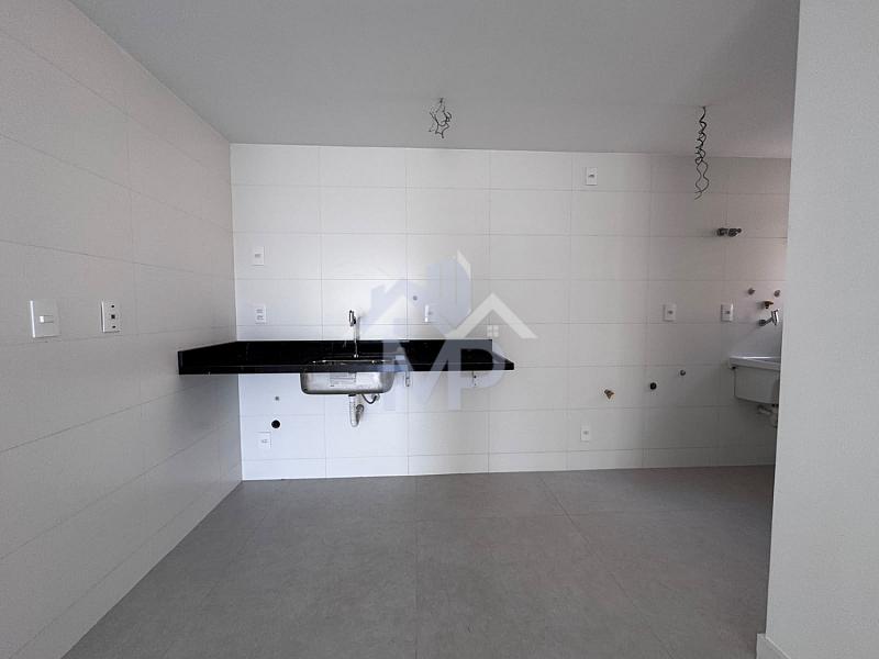Apartamento 3 Qtos, 2 Su�tes, 2 Vagas, Sol da Manh� 24