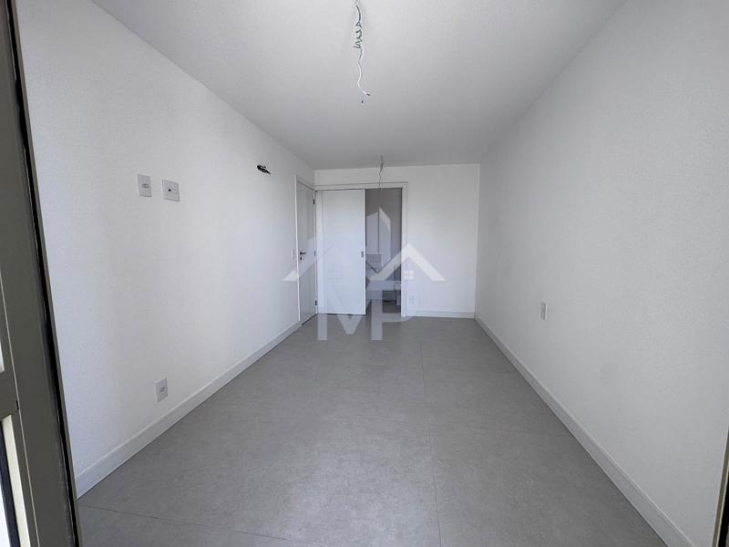 Apartamento 3 Qtos, 2 Su�tes, 2 Vagas, Sol da Manh� 19