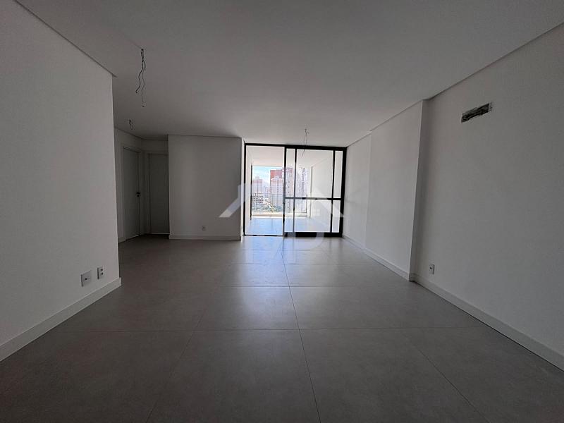 Apartamento 3 Qtos, 2 Su�tes, 2 Vagas, Sol da Manh� 3