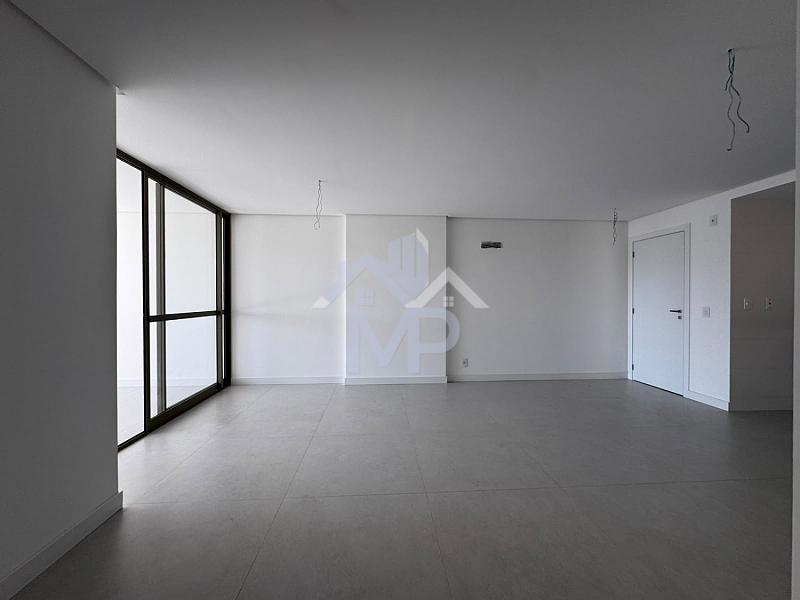 Apartamento 3 Qtos, 2 Su�tes, 2 Vagas, Sol da Manh� 2