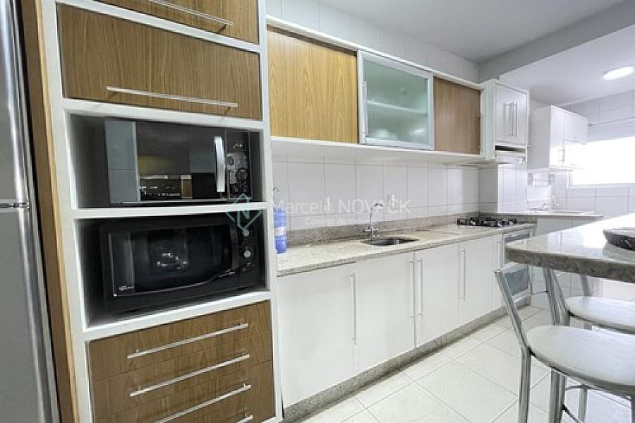 Apartamento semi mobiliado no centro em Crici�ma, 2 quartos sendo 1 su�te 4