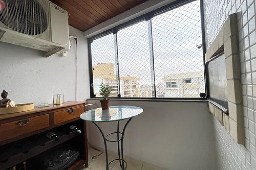 Apartamento semi mobiliado no centro em Crici�ma, 2 quartos sendo 1 su�te 8