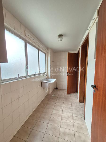 Apartamento Centro de Crici�ma 3 quartos sendo 1 su�te 8