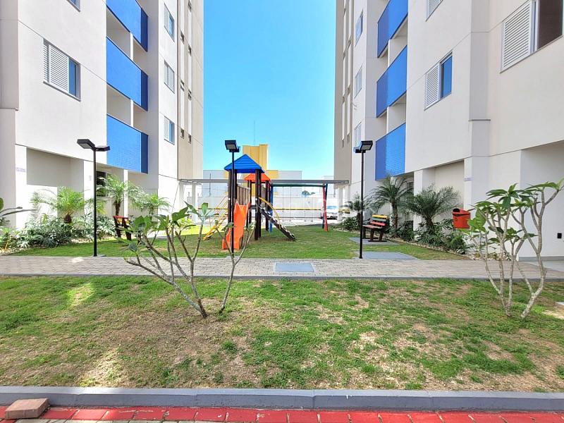 Apartamento semi mobiliado em Crici�ma, bairro Santa Catarina, 2 quartos, 1 su�te 12