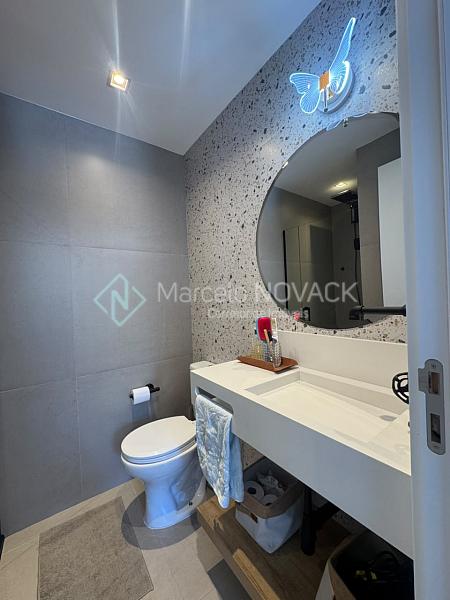 Apartamento semi mobiliado em Crici�ma, bairro Santa Catarina, 2 quartos, 1 su�te 33