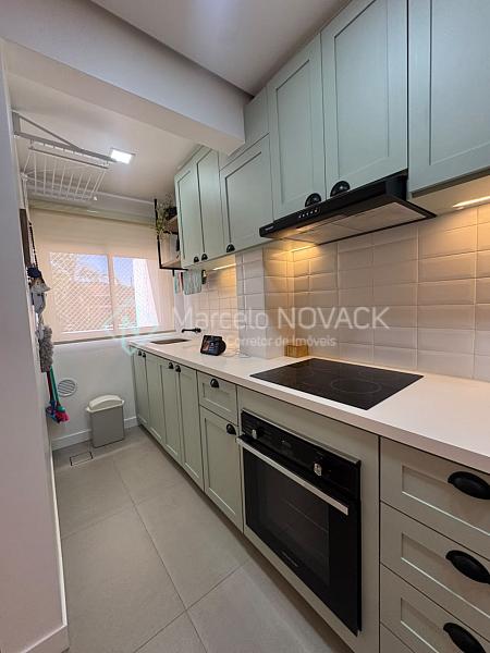 Apartamento semi mobiliado em Crici�ma, bairro Santa Catarina, 2 quartos, 1 su�te 31