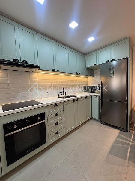 Apartamento semi mobiliado em Crici�ma, bairro Santa Catarina, 2 quartos, 1 su�te 32