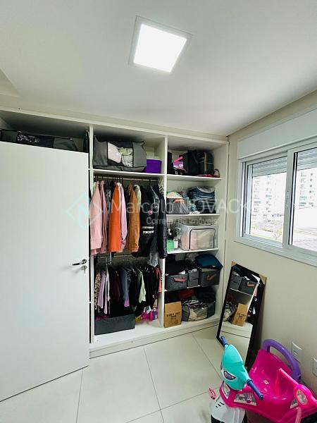 Apartamento mobiliado no Centro de Crici�ma 3 quartos sendo 1 su�te 10