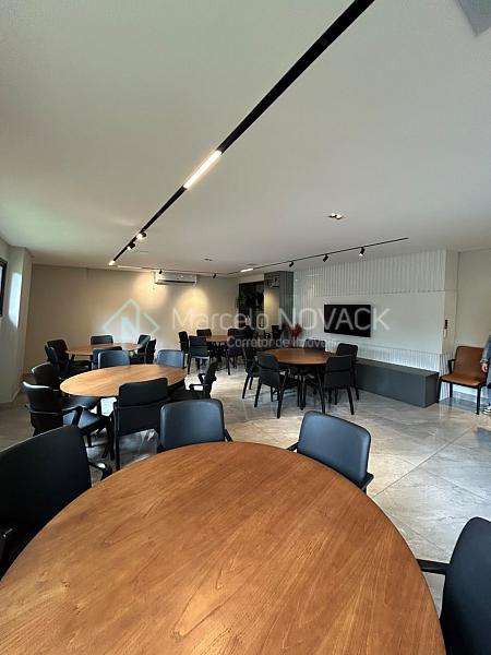 Apartamento mobiliado no Centro de Crici�ma 3 quartos sendo 1 su�te 18