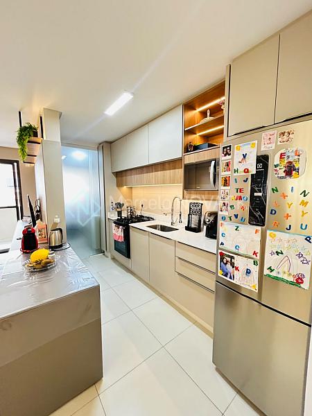 Apartamento mobiliado no Centro de Crici�ma 3 quartos sendo 1 su�te 21