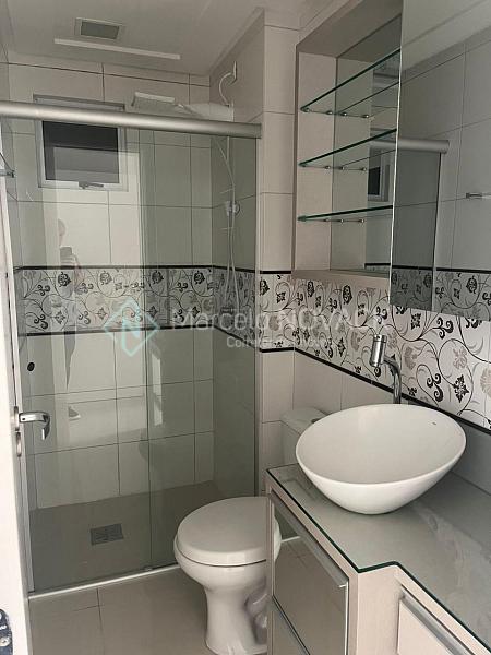 Semi mobiliado no Centro de Criciúma, apartamento 2 quartos sendo 1 suíte — foto 12