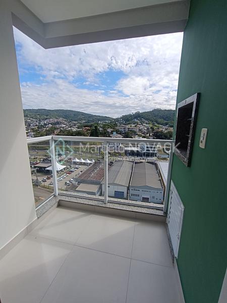 Desocupado na Próspera em Criciúma, apartamento 3 quartos sendo 01 suite, piscina — foto 8