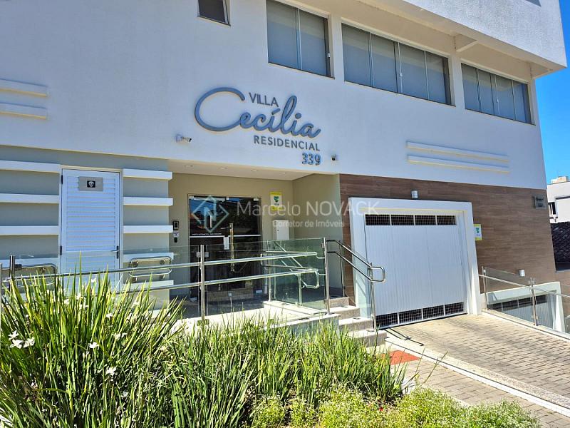 Apartamento 2 quartos sendo 1 su�te em Crici�ma 32