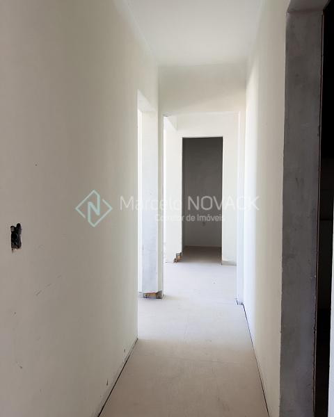 Apartamento em obras no Comerci�rio em Crici�ma 2 quartos sendo 1 su�te 15