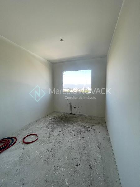 Apartamento em obras no Comerci�rio em Crici�ma 2 quartos sendo 1 su�te 10