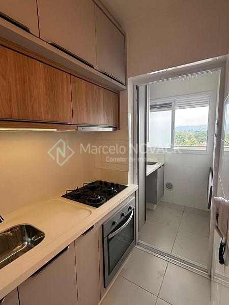 Apartamento mobiliado, 2 quartos sendo 1 suite, no Centro de Crici�ma 7