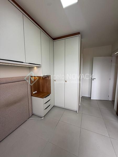 Apartamento mobiliado, 2 quartos sendo 1 suite, no Centro de Crici�ma 15