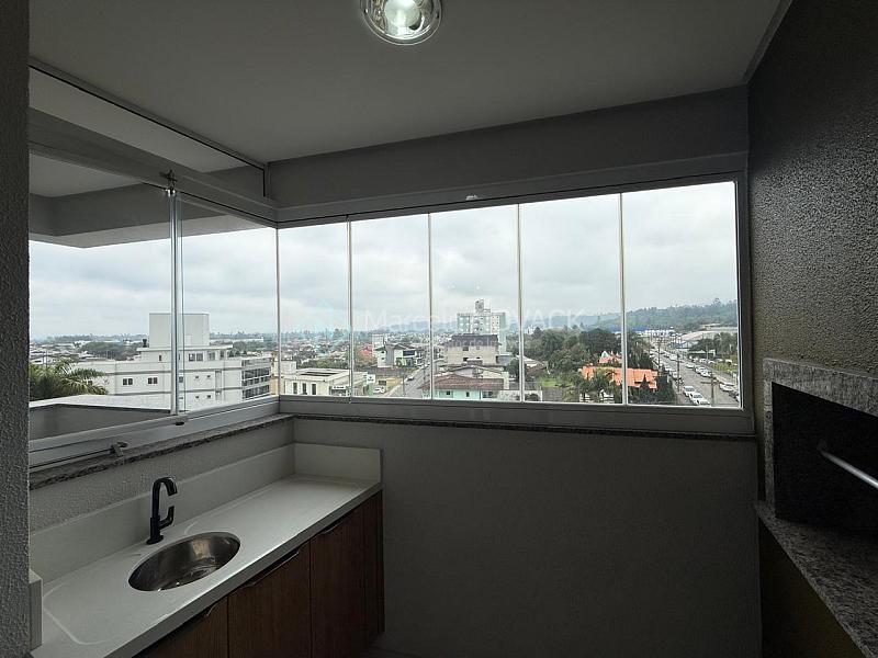 Apartamento mobiliado, 2 quartos sendo 1 suite, no Centro de Crici�ma 3