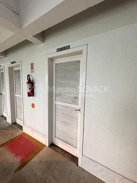 semi mobiliado no Centro de Crici�ma, apartamento 3 quartos sendo 1 su�te 13