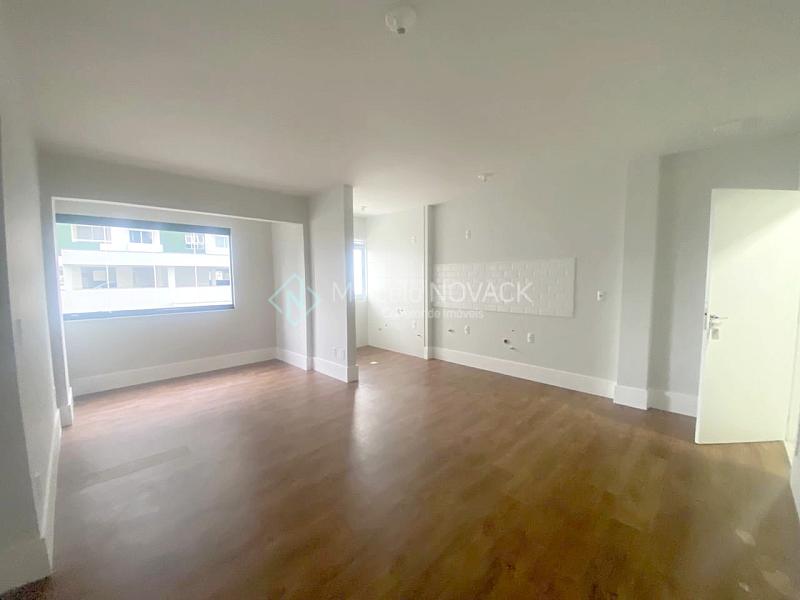 Apartamento em Criciuma no bairro Vera Cruz, 2 quartos, 1 su�te, piscina 18