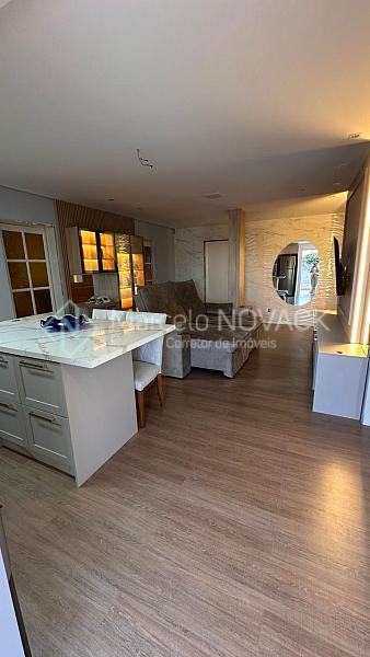 Casa Alvenaria, Comercial, Mobiliada, no Vera Cruz em Crici�ma. 28