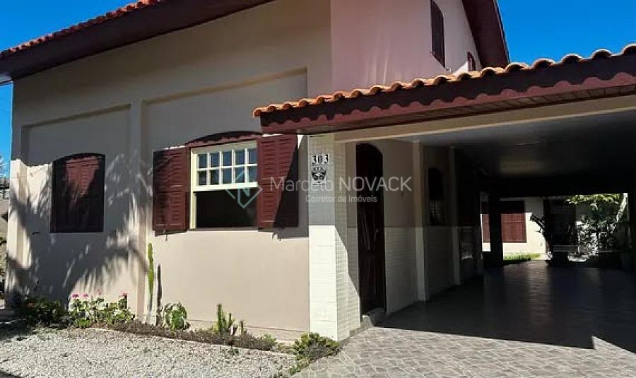 Casa Alvenaria, 5 quartos, no Rinc�o 9