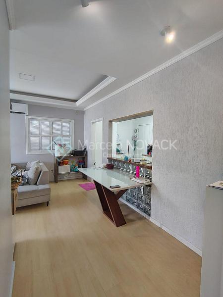 Casa Alvenaria, 3 quartos sendo 1 suite com Hidro, no Pinheirinho em Crici�ma. 12