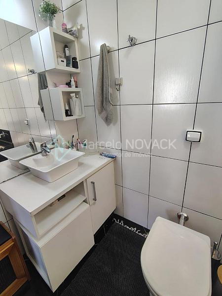 Casa Alvenaria, 3 quartos sendo 1 suite com Hidro, no Pinheirinho em Crici�ma. 16