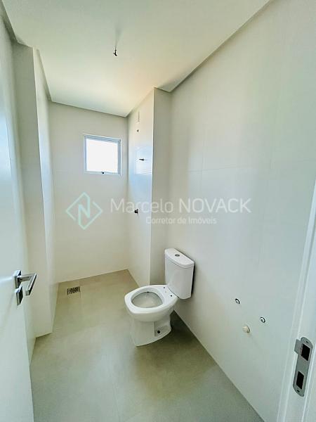 Apartamento Novo, 3 quartos, na Santa Barbara em Crici�ma. 7