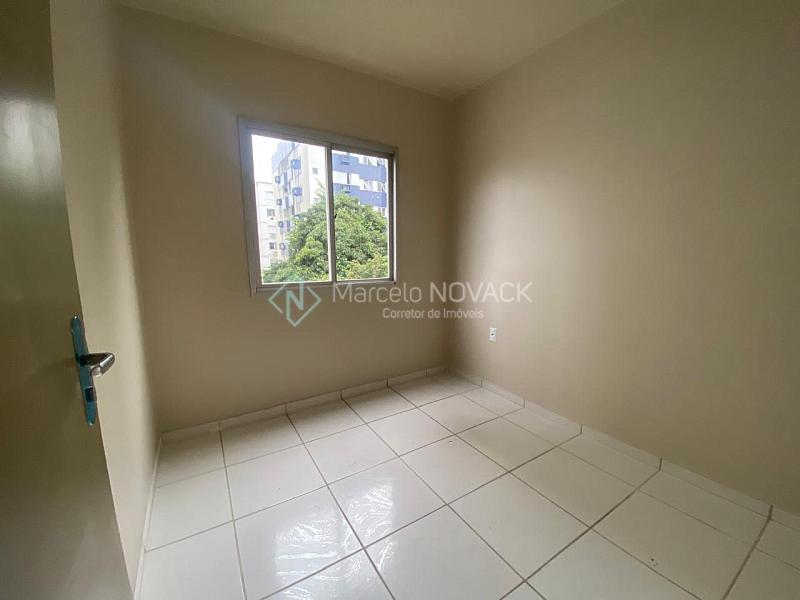 Apartamento 3 quartos sendo 1 suite no Centro de Crici�ma. 14