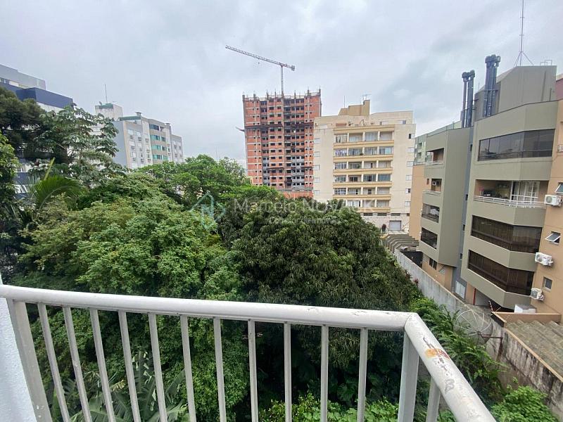 Apartamento 3 quartos sendo 1 suite no Centro de Crici�ma. 15