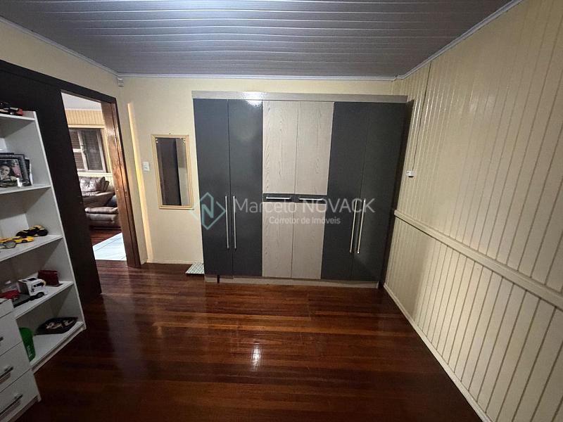 Casa Madeira 2 quartos no Naspolini em Crici�ma 14