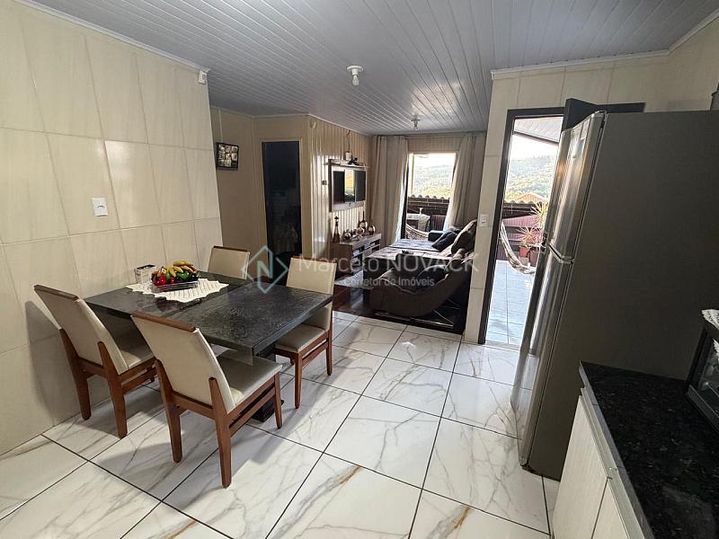 Casa Madeira 2 quartos no Naspolini em Crici�ma 5