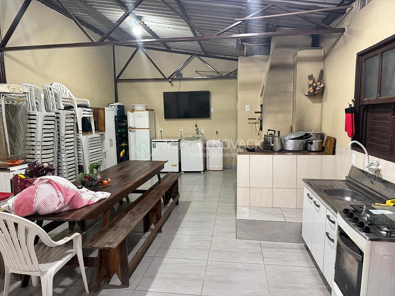 Casa Madeira 2 quartos no Naspolini em Crici�ma 20