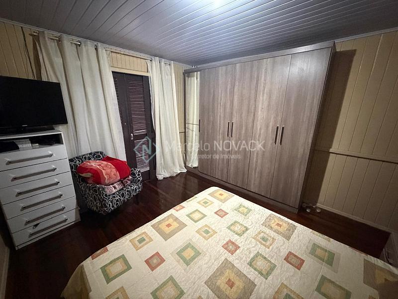 Casa Madeira 2 quartos no Naspolini em Crici�ma 9