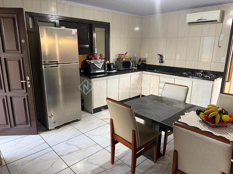 Casa Madeira 2 quartos no Naspolini em Crici�ma 3