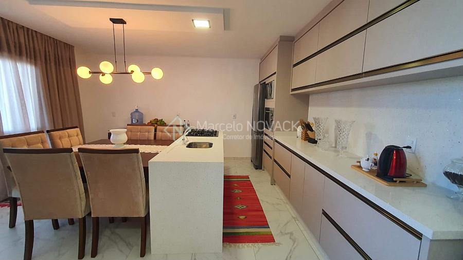 Casa de praia de alvenaria alto padr�o, mobiliada, piscina, linda, no Balne�rio Rinc�o 8