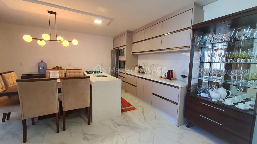 Casa de praia de alvenaria alto padr�o, mobiliada, piscina, linda, no Balne�rio Rinc�o 10