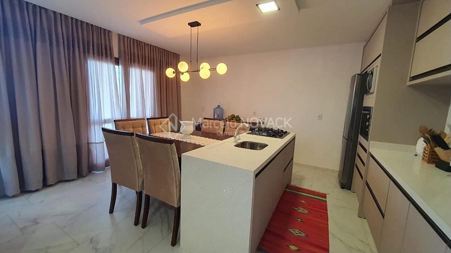 Casa de praia de alvenaria alto padr�o, mobiliada, piscina, linda, no Balne�rio Rinc�o 9