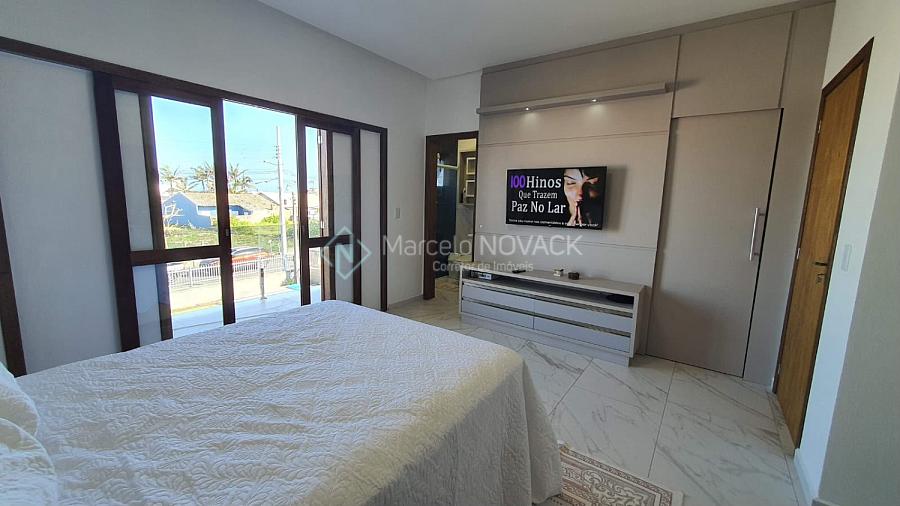 Casa de praia de alvenaria alto padr�o, mobiliada, piscina, linda, no Balne�rio Rinc�o 15