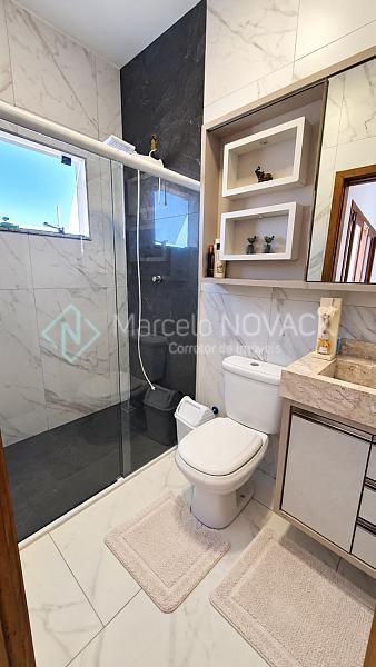 Casa de praia de alvenaria alto padr�o, mobiliada, piscina, linda, no Balne�rio Rinc�o 19