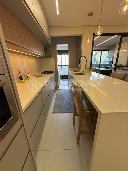Apartamento Crici�ma Comerci�rio 4 quartos sendo 1 su�te Mobiliado. 22