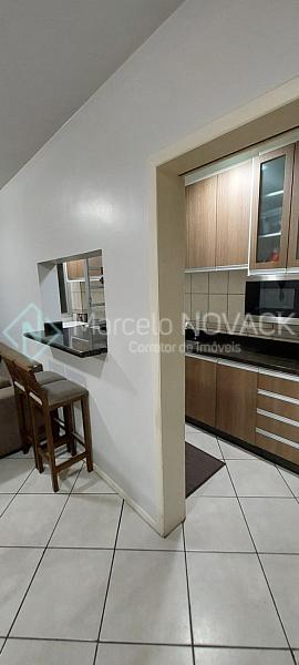 Apartamento 3 quartos sendo 1 suite no Centro de Crici�ma. 4