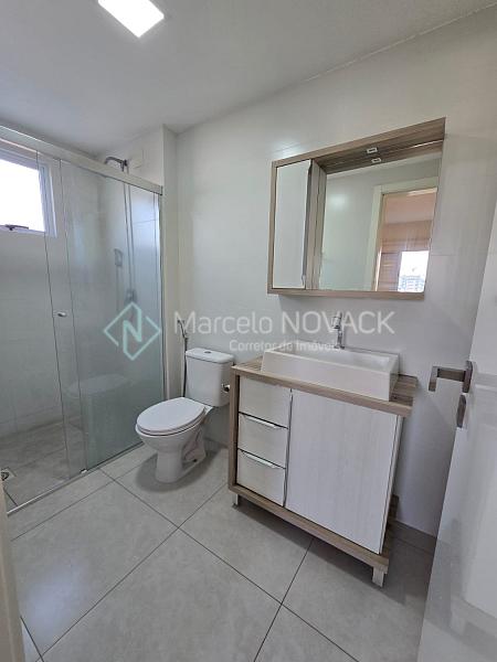 Apartamento 3 quartos sendo 1 suite no S�o Crist�v�o em Crici�ma. 5