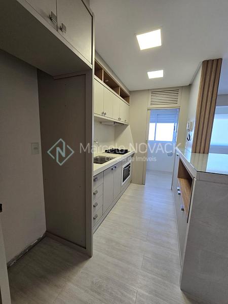 Apartamento 3 quartos sendo 1 suite no S�o Crist�v�o em Crici�ma. 14