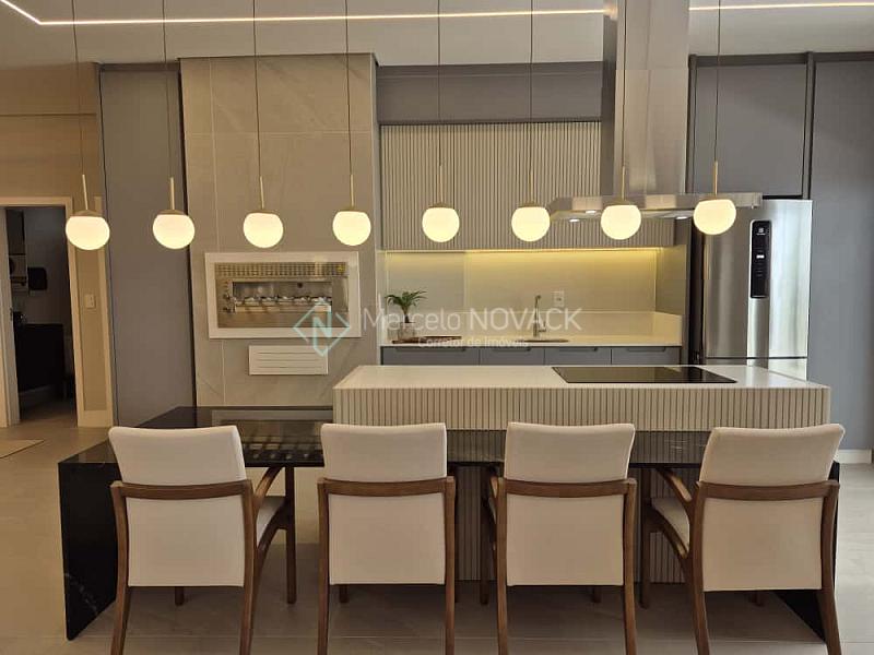Apartamento Crici�ma Comerci�rio 3 quartos sendo 1 su�te Semi mobiliado 30