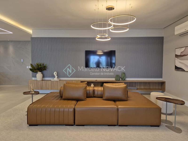 Apartamento Crici�ma Comerci�rio 3 quartos sendo 1 su�te Semi mobiliado 31